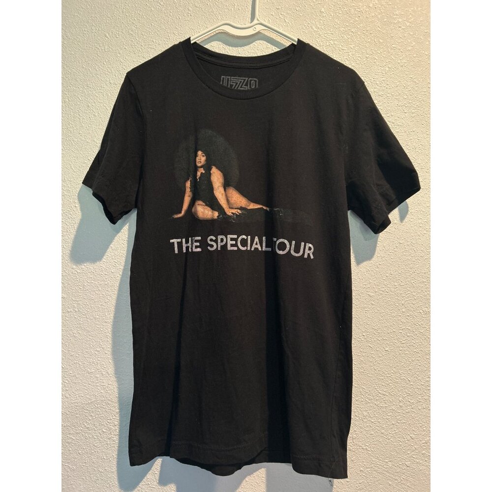 LIZZO "THE SPECIAL TOUR" 2022 Black T-shirt MEDIUM